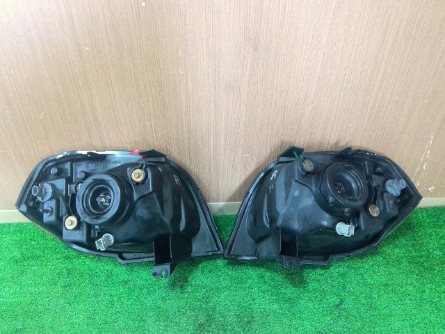 【中古】ＫＥＩ TA-HN22S ヘッドランプ ヘッドライト
