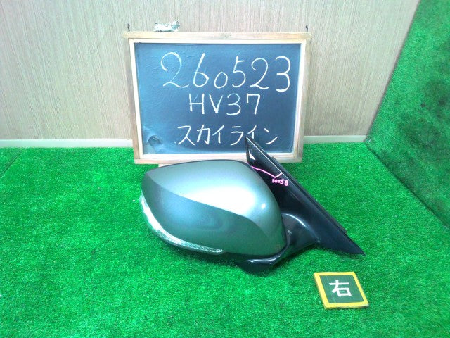 【中古】スカイライン DAA-HV37 右 サイドミラー