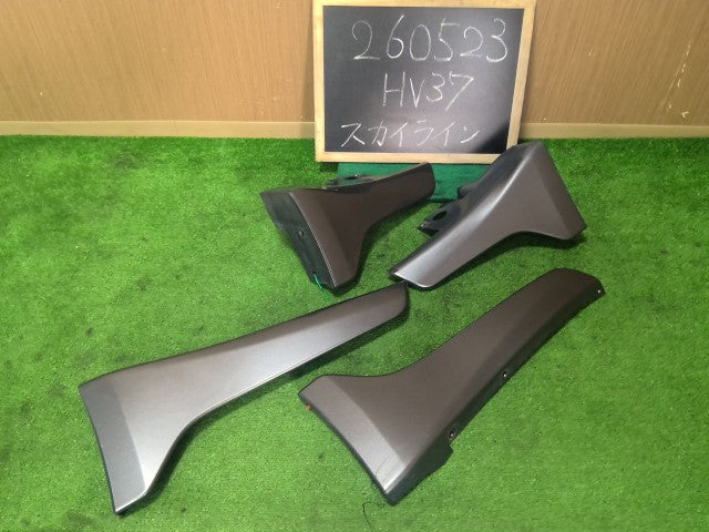 【中古】スカイライン DAA-HV37 マッドガード スプラッシュガード