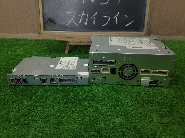 【中古】スカイライン DAA-HV37 カーナビゲーション ナビ
