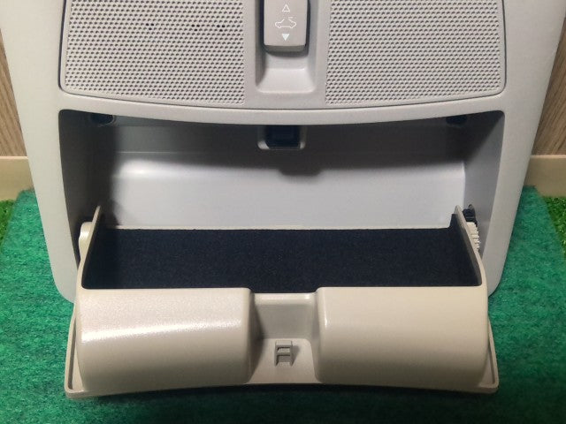 【中古】スカイライン DAA-HV37 ルーム マップ