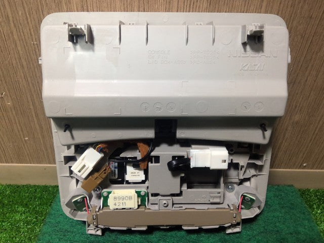 【中古】スカイライン DAA-HV37 ルーム マップ