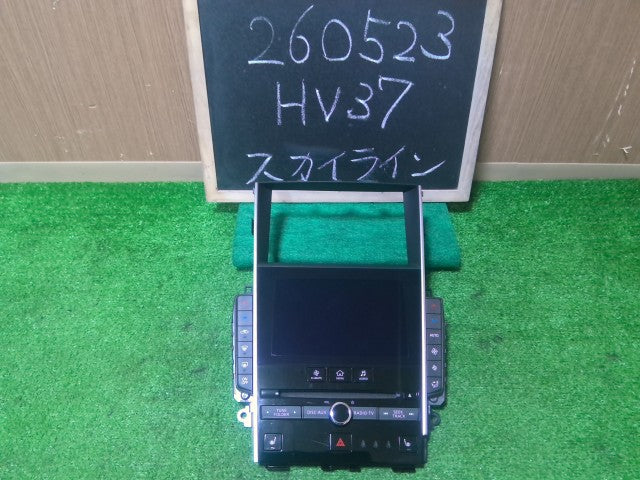 【中古】スカイライン DAA-HV37 オーディオパネル エアコンスイッチ
