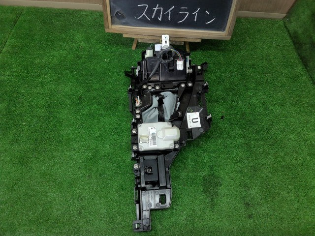【中古】スカイライン DAA-HV37 ウッド 木目