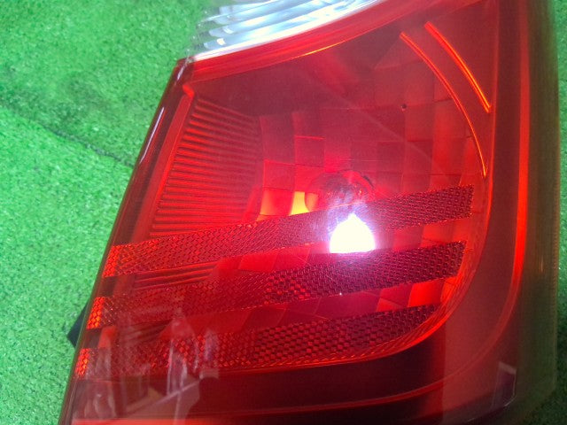 【中古】アルト DBA-HA25S 右 テールランプ