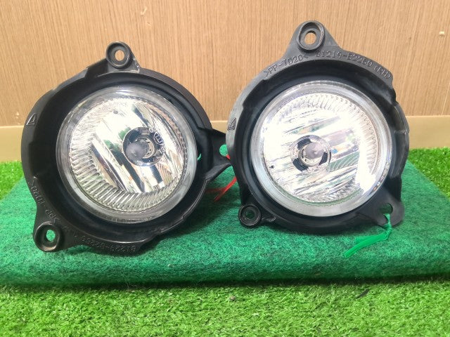 【中古】ミライース DBA-LA300S バンパー用 フォグランプ