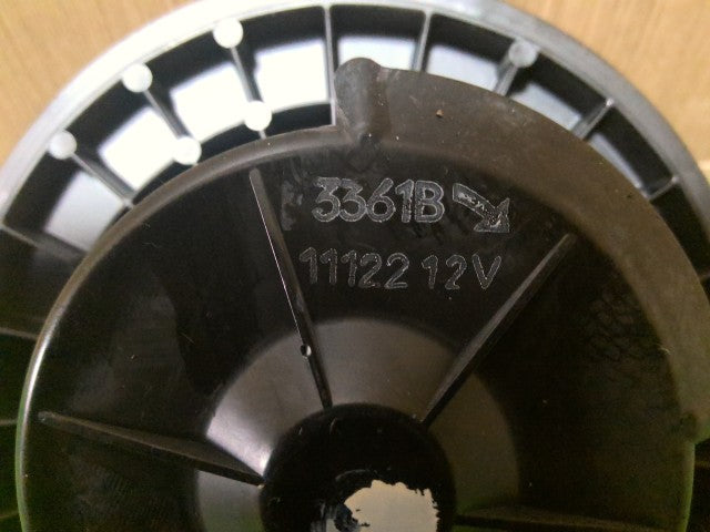 【中古】ノート DBA-E11 ヒーター ブロア