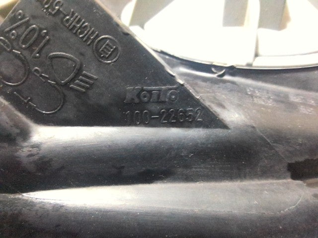 【中古】ストリーム DBA-RN8 右 ヘッドランプ