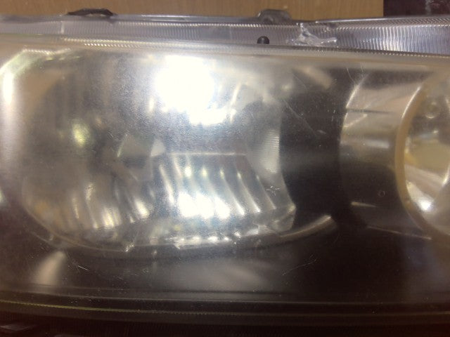 【中古】ストリーム DBA-RN8 右 ヘッドランプ