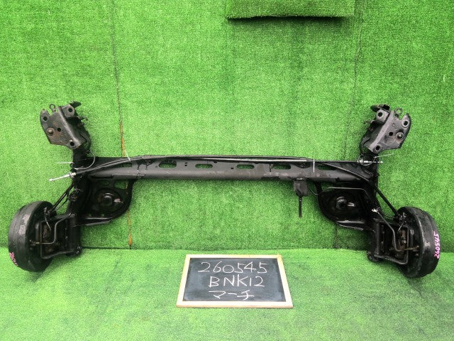【中古】マーチ DBA-BNK12 リア アクスル