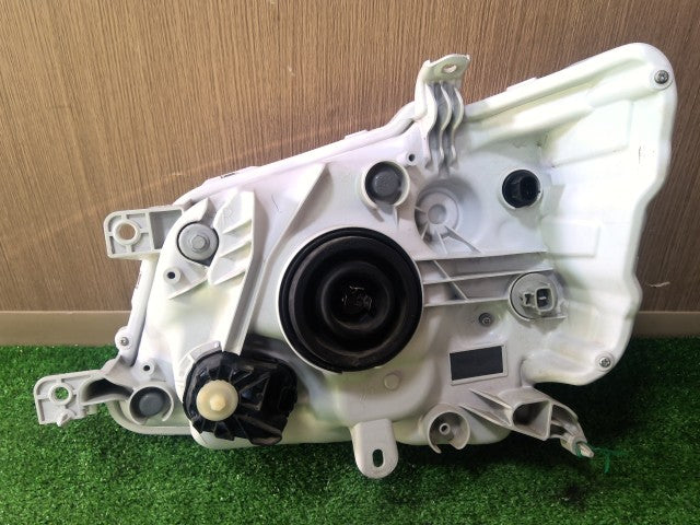 【中古】ハイゼット EBD-S331V 右 ヘッドランプ