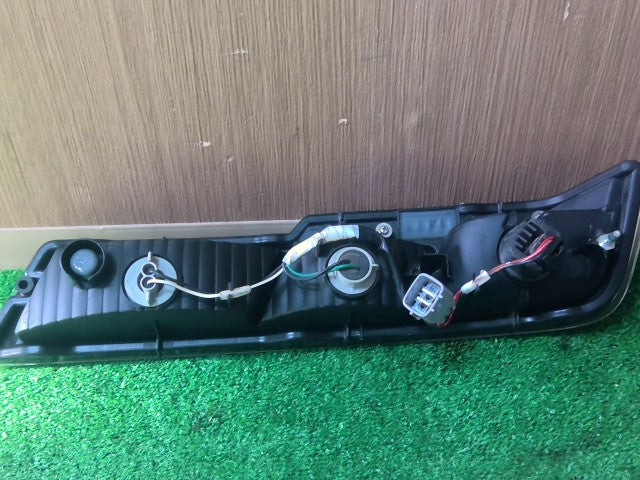 【中古】ハイゼット EBD-S331V 左 テールランプ