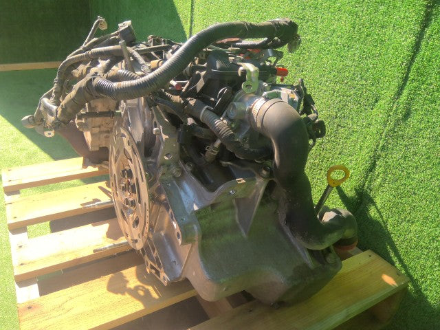 【中古】ハイゼット EBD-S331V エンジン 本体