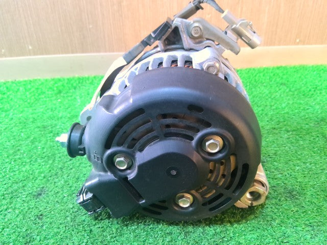 【中古】ハイゼット EBD-S331V オルタネーター ダイナモ