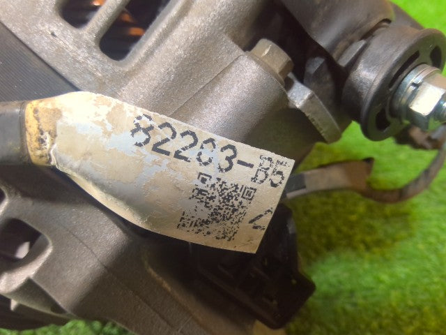 【中古】ハイゼット EBD-S331V オルタネーター ダイナモ