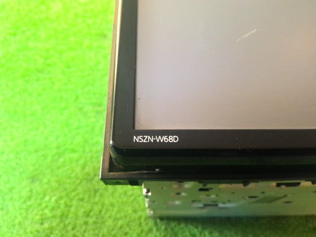 【中古】ハイゼット EBD-S331V カーナビゲーション NSZN-W68D