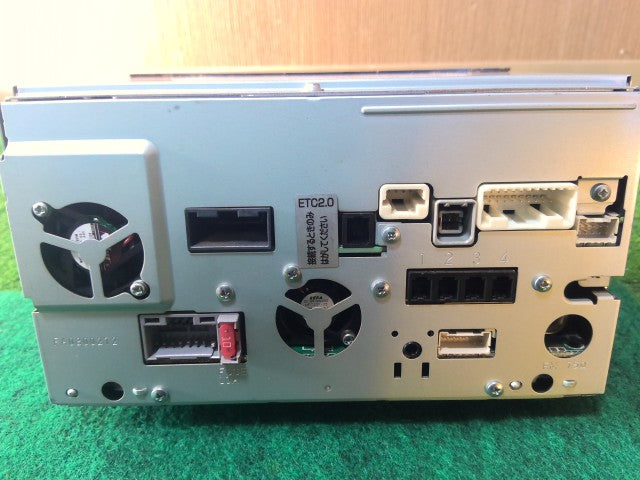 【中古】ハイゼット EBD-S331V カーナビゲーション NSZN-W68D