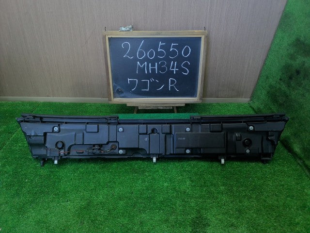 【中古】ワゴンＲ DBA-MH34S ラジエータグリルイルミネーションランプ付き 白