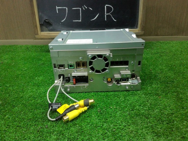 【中古】カロッツェリア カーナビゲーション AVIC-MRZ099 地図データ2016年