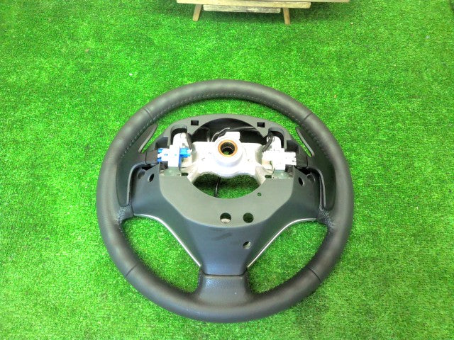 【中古】ワゴンＲ DBA-MH34S レザー 革