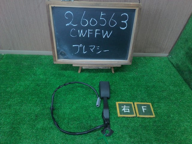 【中古】プレマシー DBA-CWFFW 運転席 ドライバー