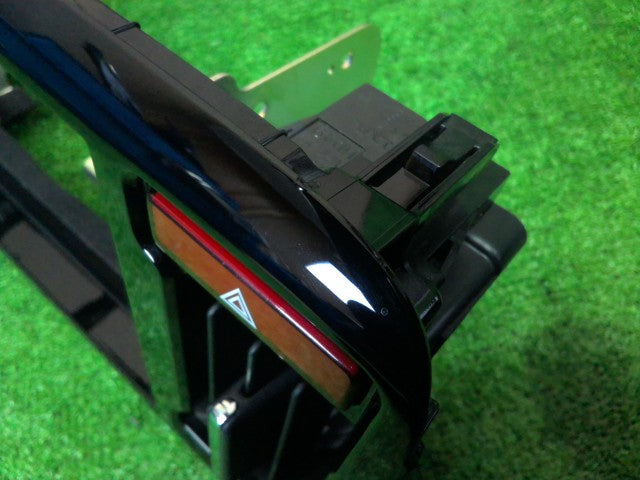 【中古】Ｎ－ＷＧＮ DBA-JH1 オーディオパネル ステー