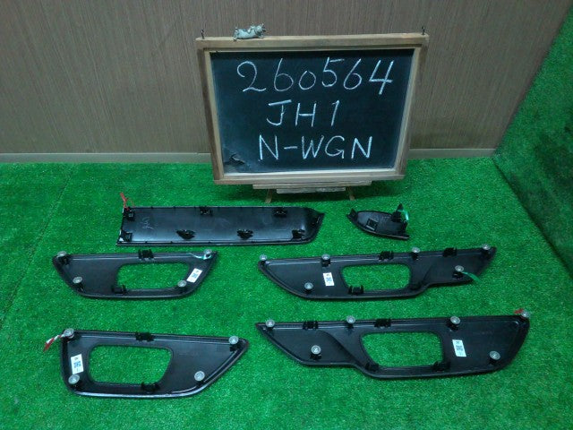 【中古】Ｎ－ＷＧＮ DBA-JH1 カーボン調 ダッシュ