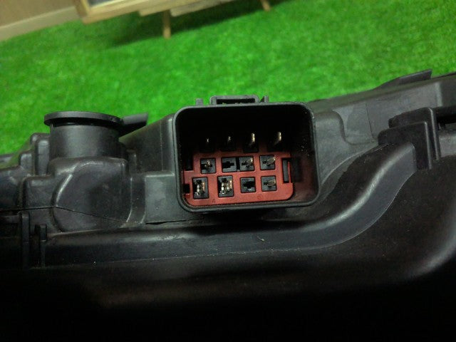 【中古】ボルボ 70シリーズ DBA-BB4164TW 右