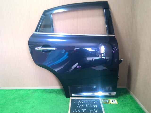 【中古】ハリアー DAA-AVU65W 右 リア