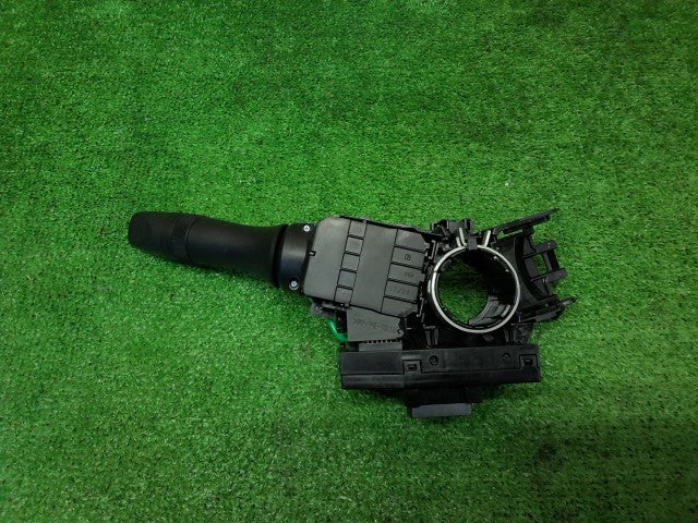 【中古】スペーシア DAA-MK53S ライト スイッチ