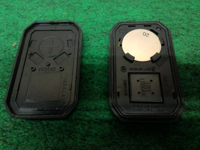 【中古】スペーシア DAA-MK53S キーレスリモコン スマートキー