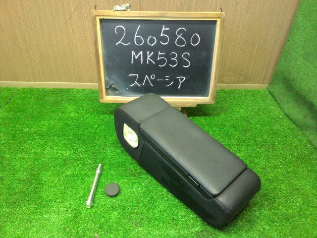【中古】スペーシア DAA-MK53S レザー 革