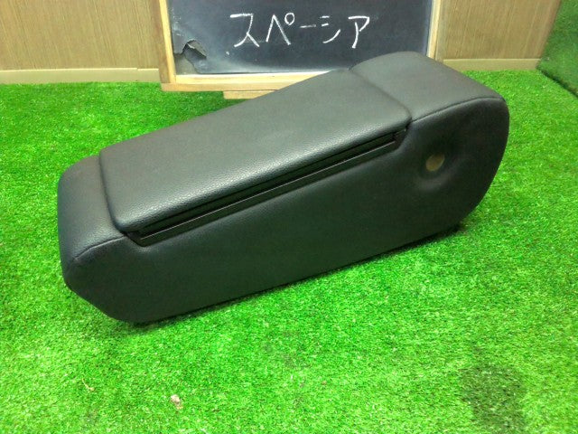 【中古】スペーシア DAA-MK53S レザー 革