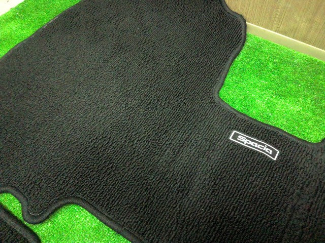 【中古】スペーシア DAA-MK53S フロアマット ZVR