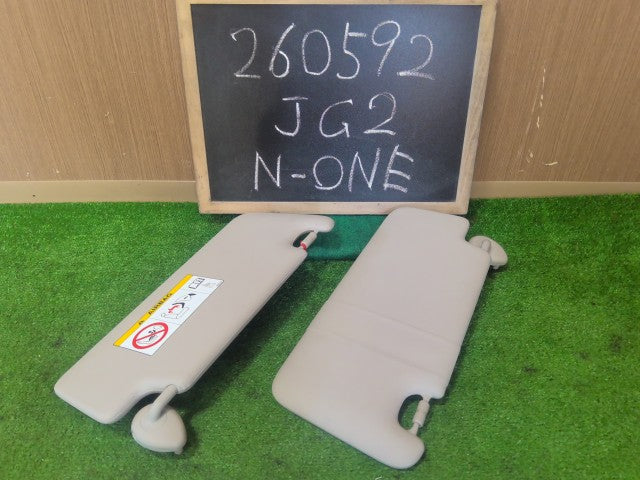 【中古】Ｎ－ＯＮＥ DBA-JG2 サンバイザー 左右セット