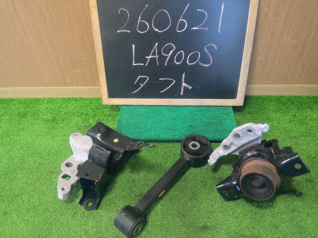 【中古】タフト 6BA-LA900S エンジンマウント 3点セット