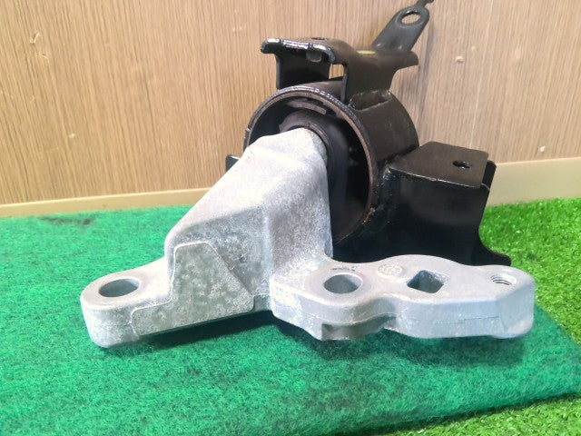 【中古】タフト 6BA-LA900S エンジンマウント 3点セット