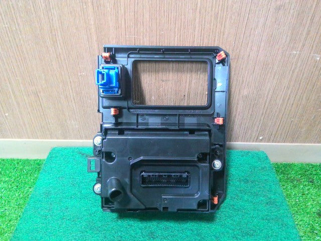【中古】タフト 6BA-LA900S ＡＣ エアコン