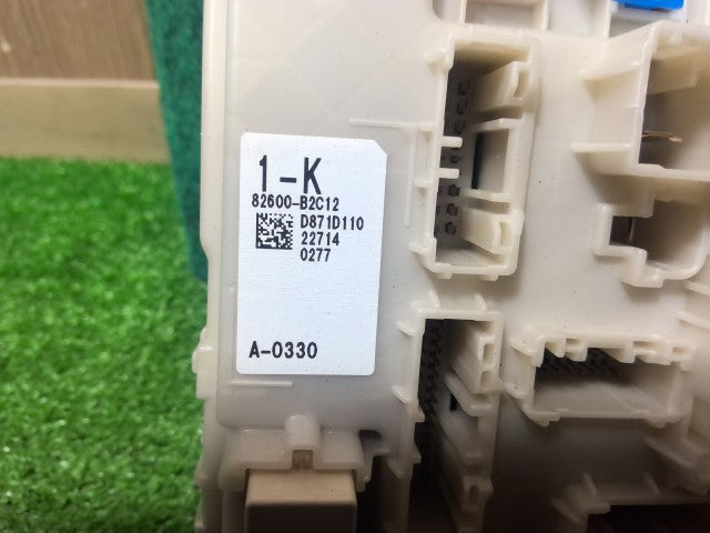 【中古】タフト 6BA-LA900S ヒューズボックス ジャンクションブロック